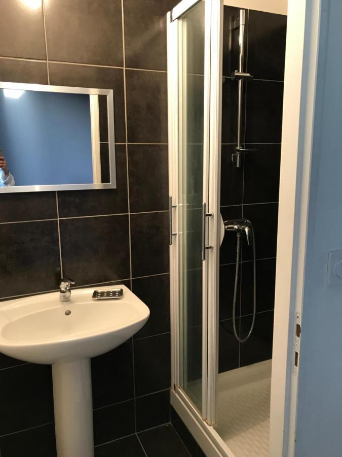 Chambre Independante Avec Sdb-Terrasse Privative. Centre Ville Nimes Ngoại thất bức ảnh