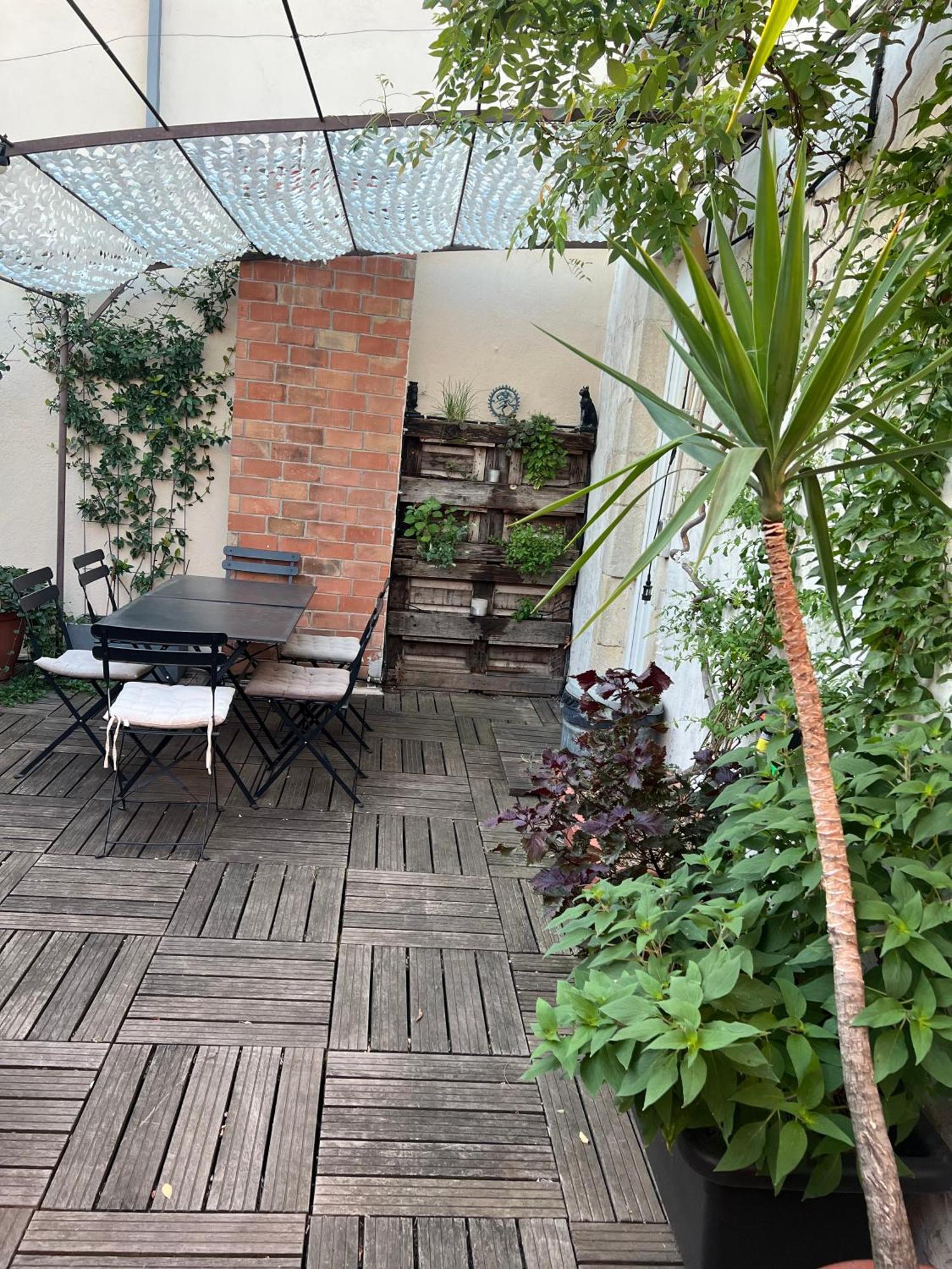 Chambre Independante Avec Sdb-Terrasse Privative. Centre Ville Nimes Ngoại thất bức ảnh